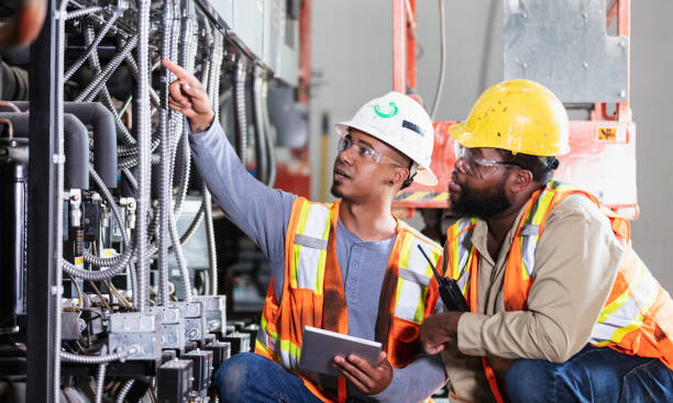 Best Electrical Contractors for Businesses  in Petersburg, IN